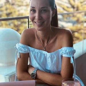 Meet your Posher, Beth